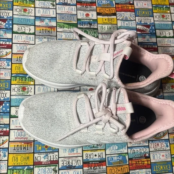 Adidas Women’s Cloudfoam Sneakers Gray Pink Size 4 - Picture 3 of 8